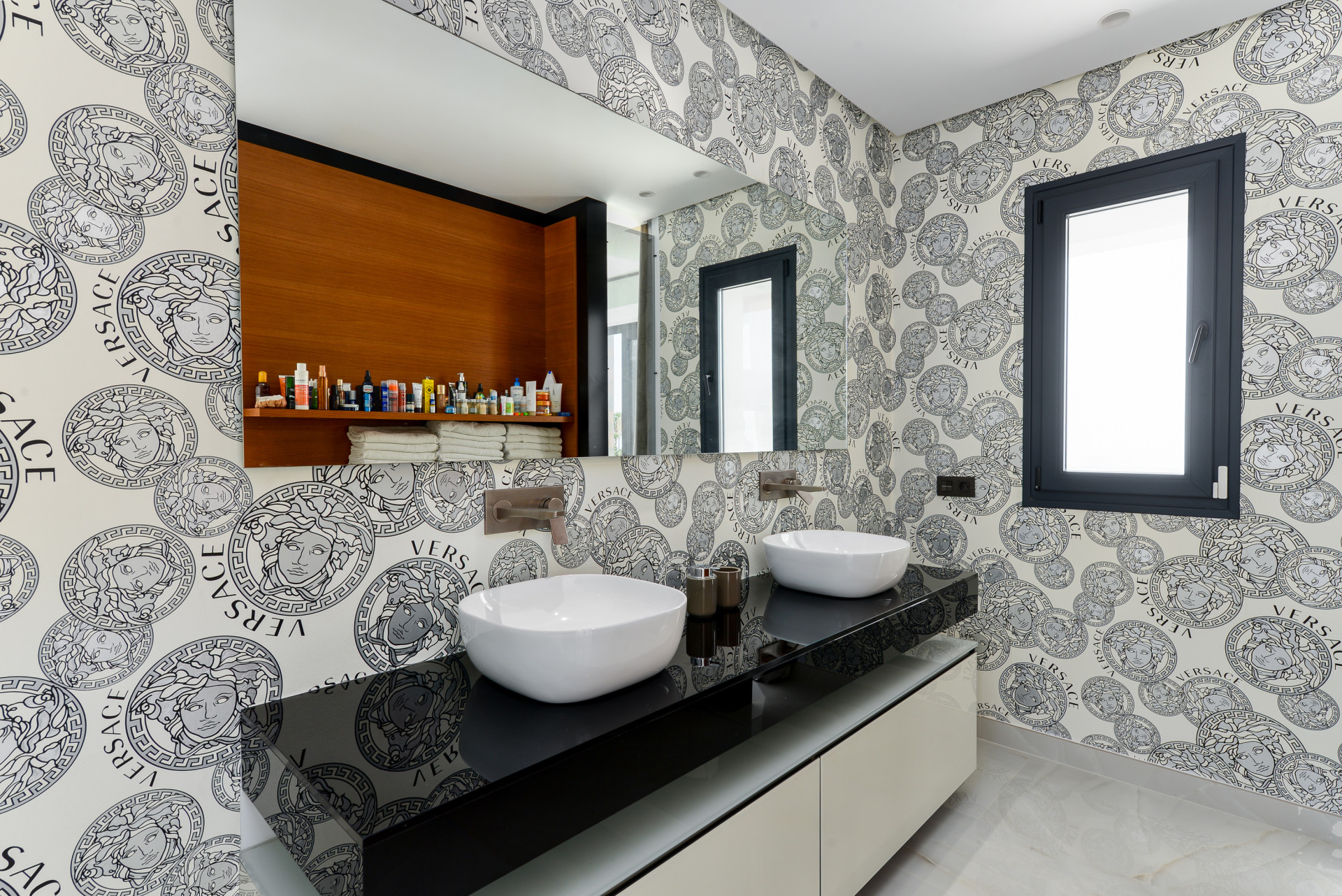 Luxury Villa with Panoramic Sea Views in La Paloma, Manilva · Photo 44