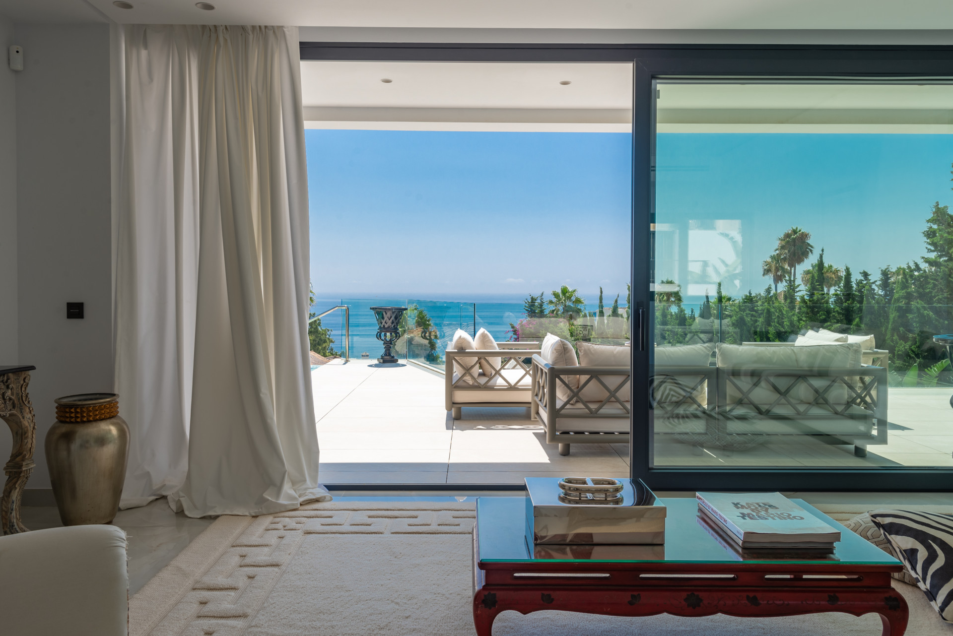 Luxury Villa with Panoramic Sea Views in La Paloma, Manilva · Photo 27