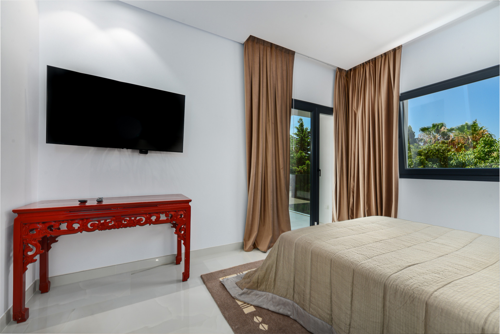 Luxury Villa with Panoramic Sea Views in La Paloma, Manilva · Photo 48