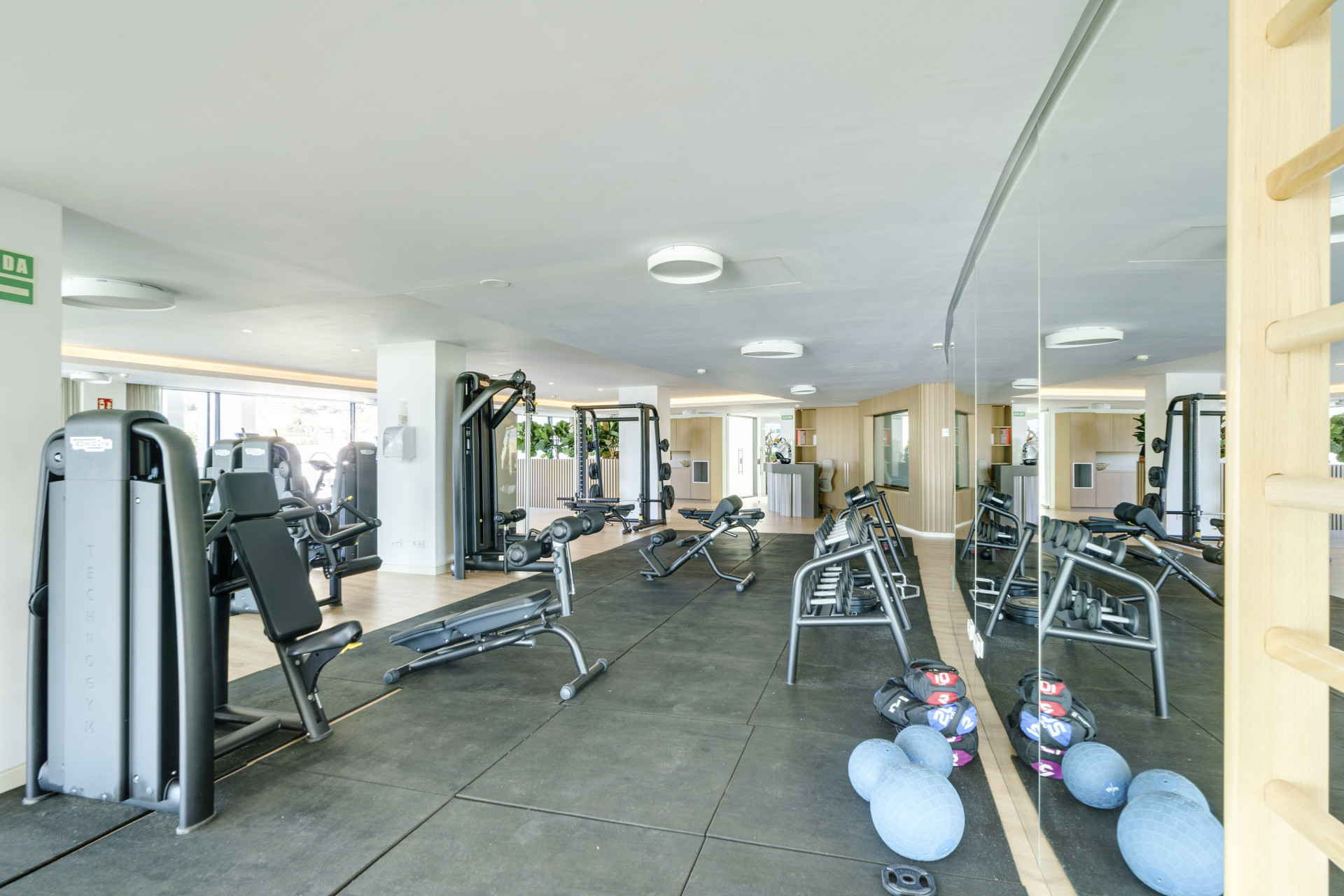Beautiful two bedroom, south east facing apartment located in the exclusive Urbanisation Palo Alto · Photo 15