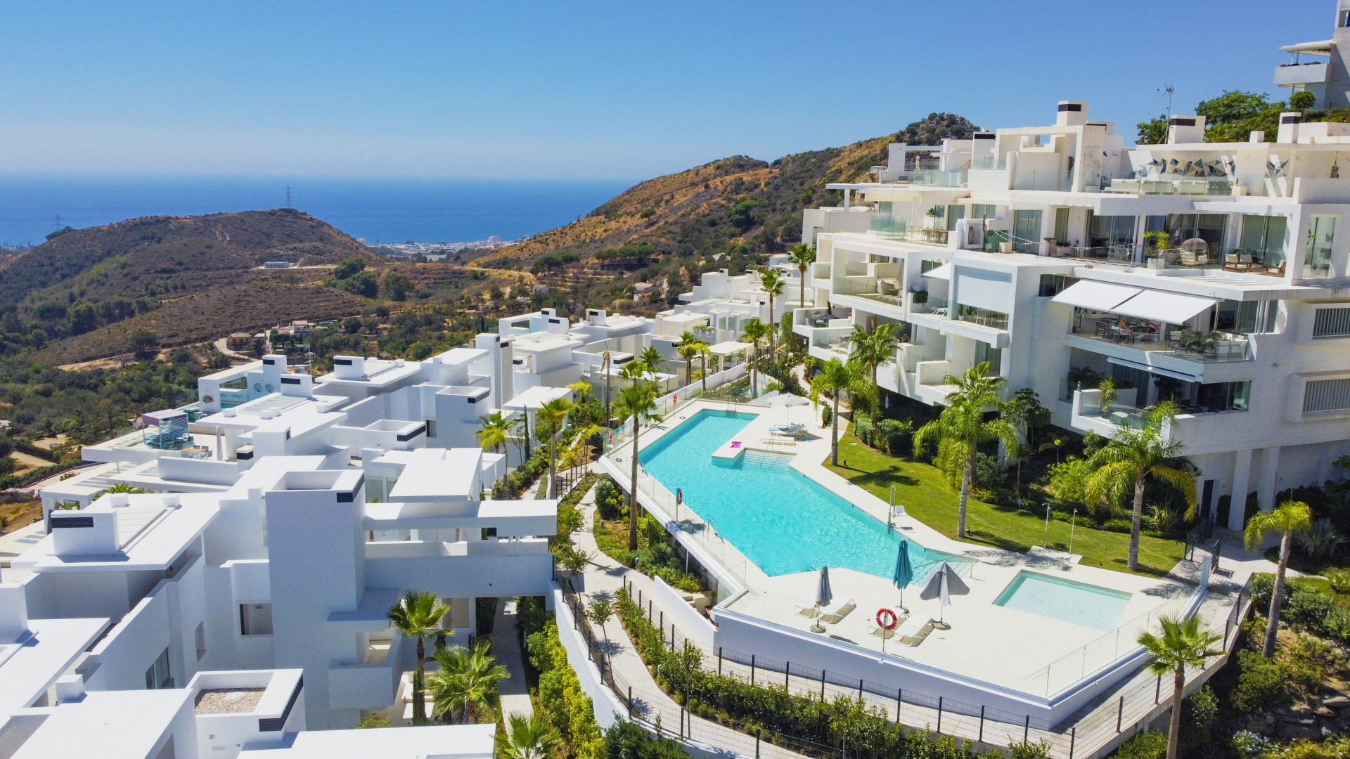 Beautiful two bedroom, south east facing apartment located in the exclusive Urbanisation Palo Alto · Photo 33