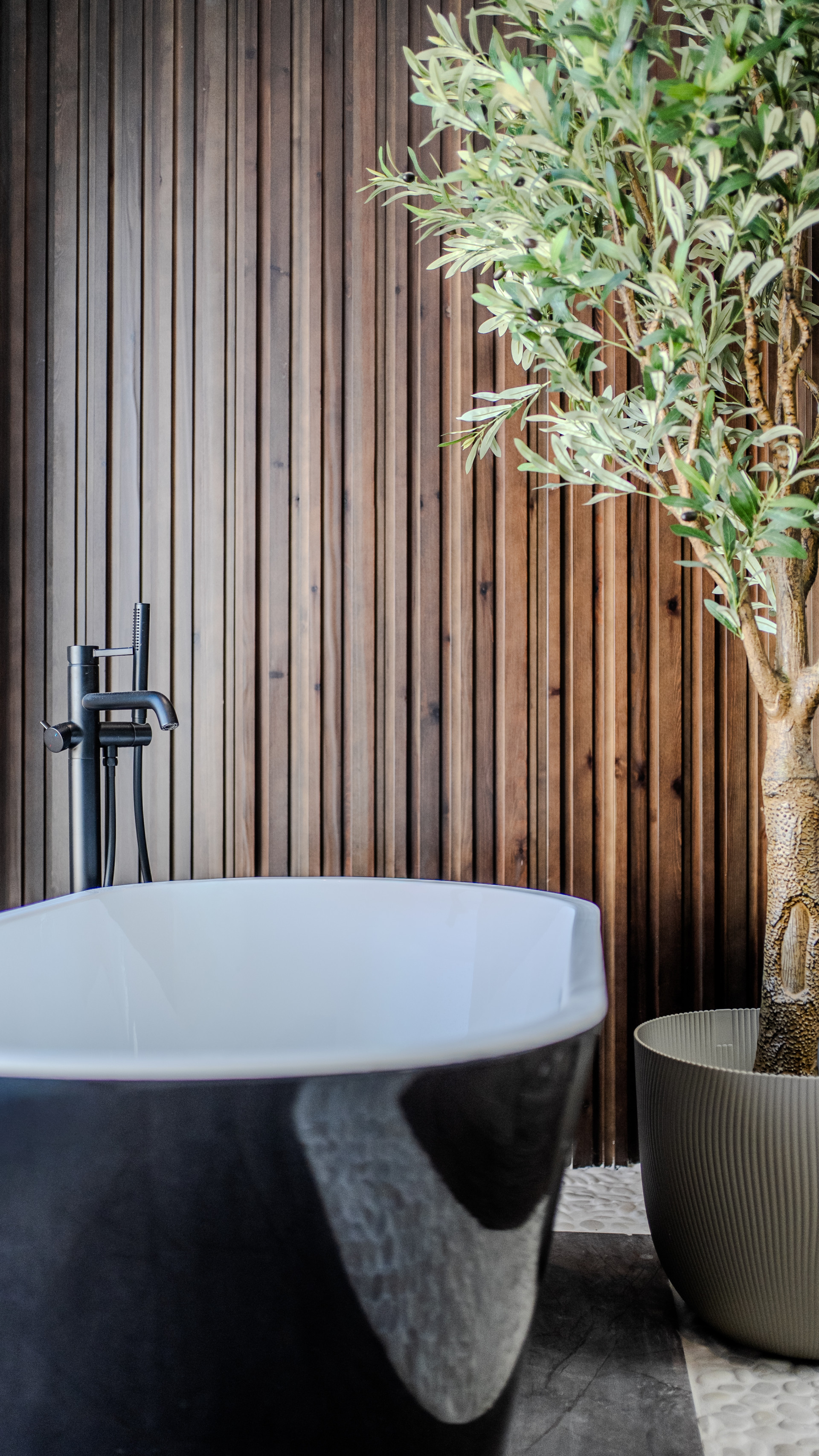 Unique Designer Home with 5m Ceilings and Rooftop Terrace in Estepona · Photo 19