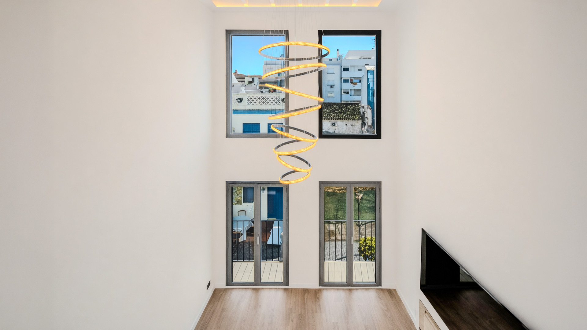 Unique Designer Home with 5m Ceilings and Rooftop Terrace in Estepona · Photo 14