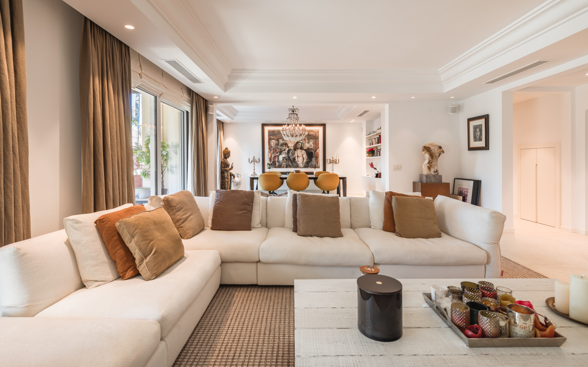 Exquisitely renovated, spacious duplex penthouse in Las Alamandas, Nueva Andalucía · Photo 9