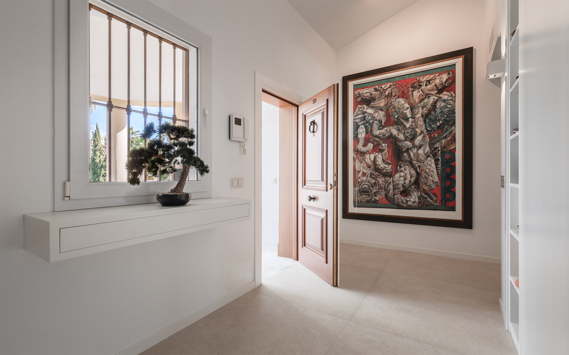 Exquisitely renovated, spacious duplex penthouse in Las Alamandas, Nueva Andalucía · Photo 26