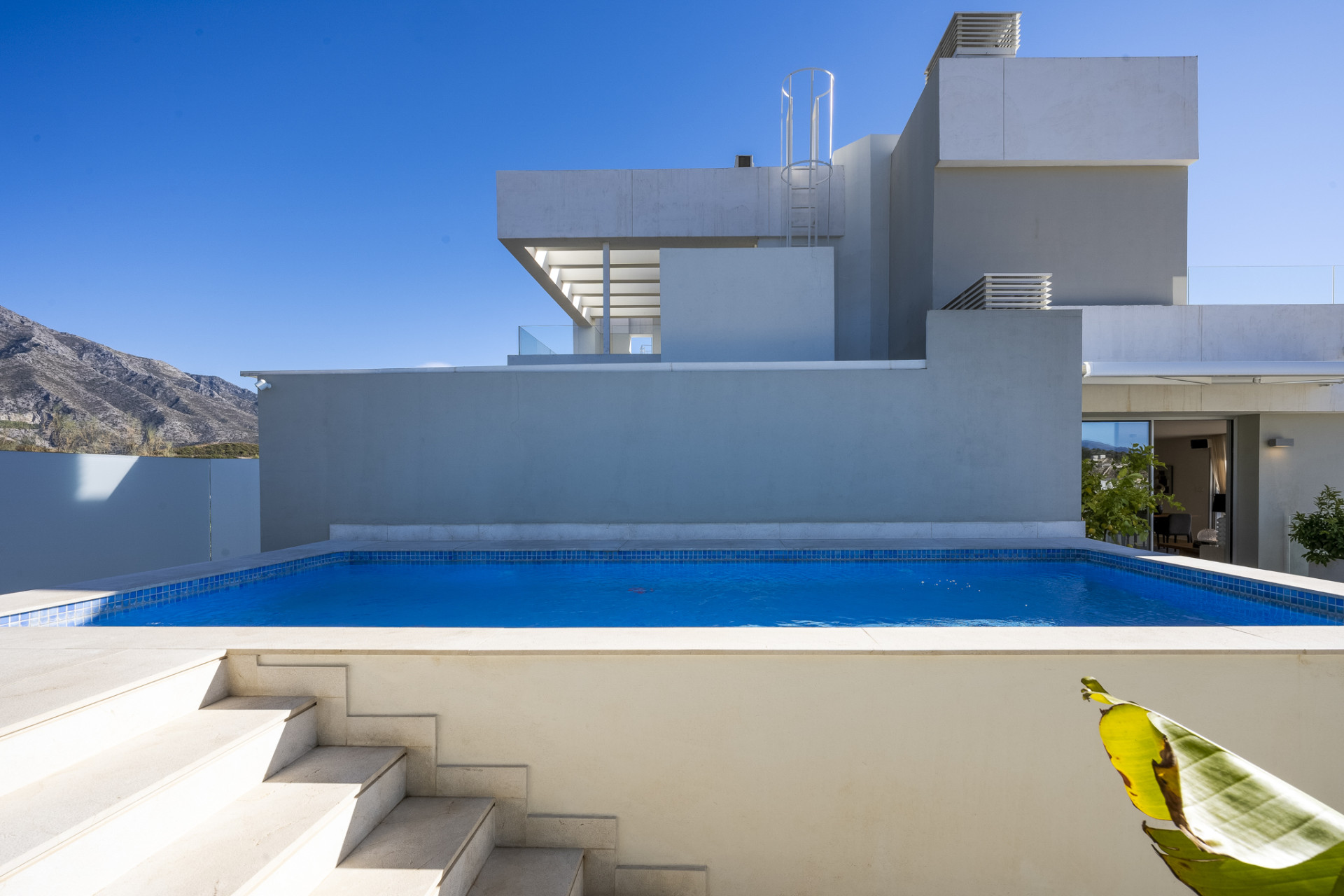 Spacious duplex penthouse with 3 bedrooms · Photo 35