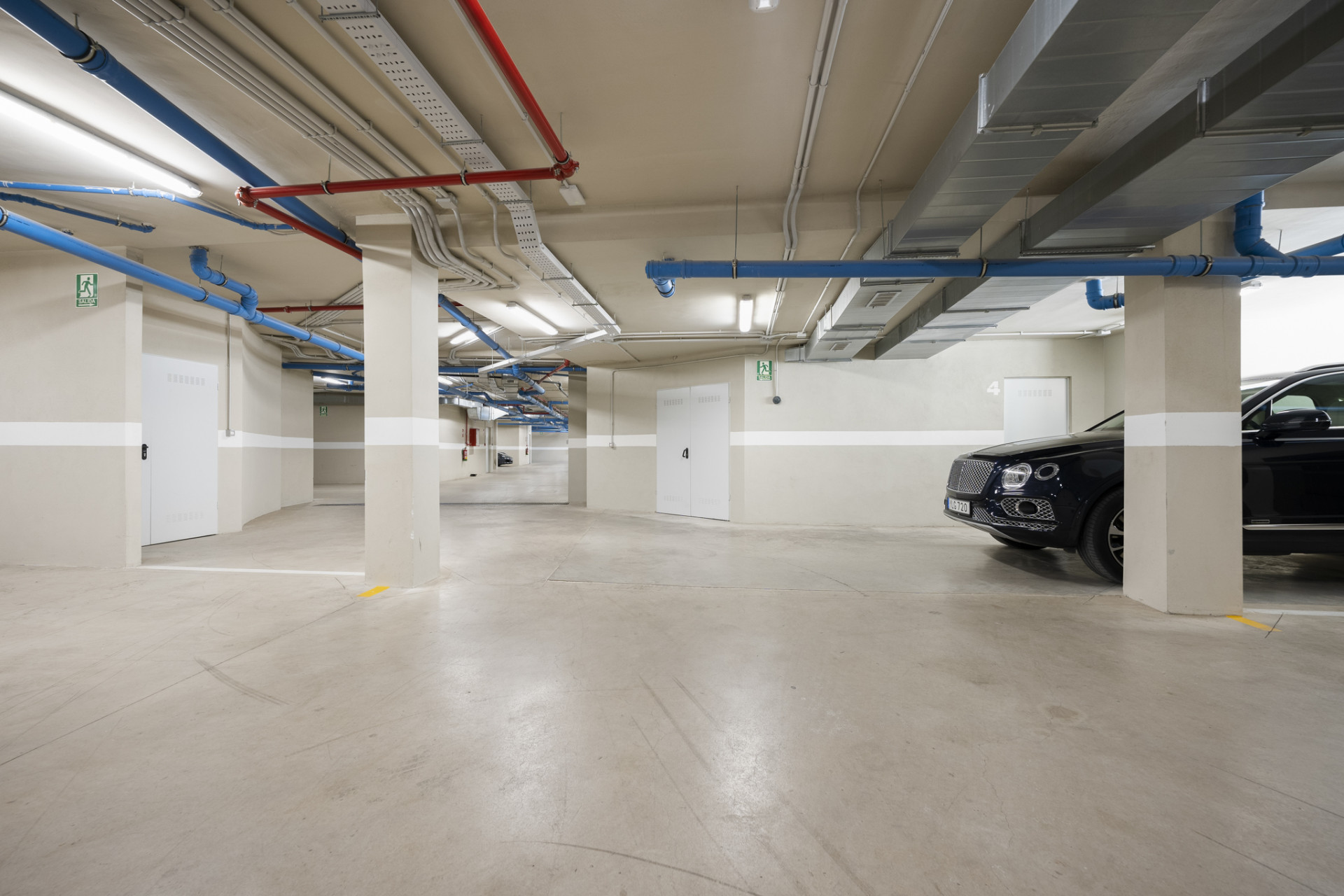Spacious duplex penthouse with 3 bedrooms · Photo 26