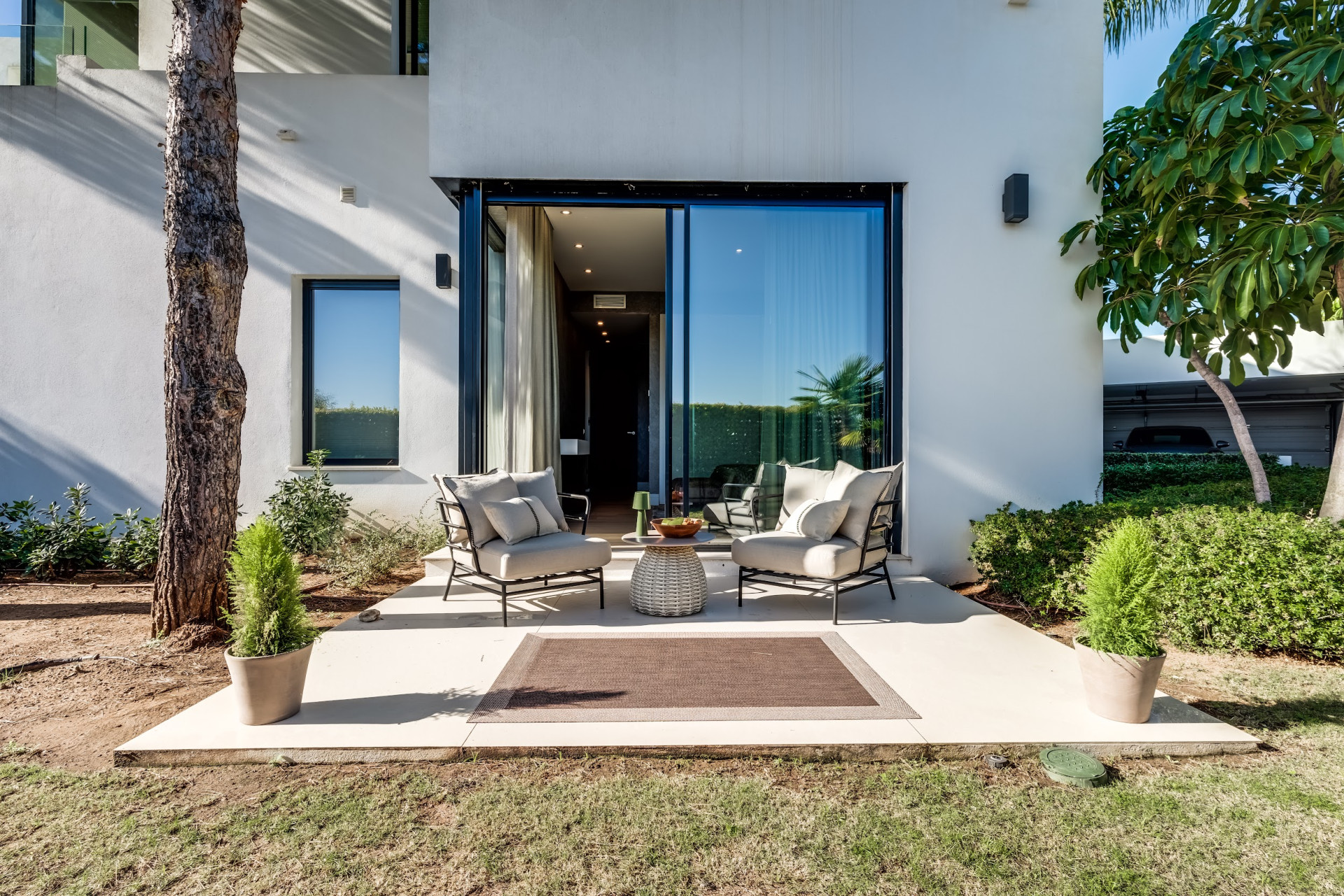 Masterpiece with Magical Sea Views in Marbella’s Prestigious Golden Mile · Photo 19