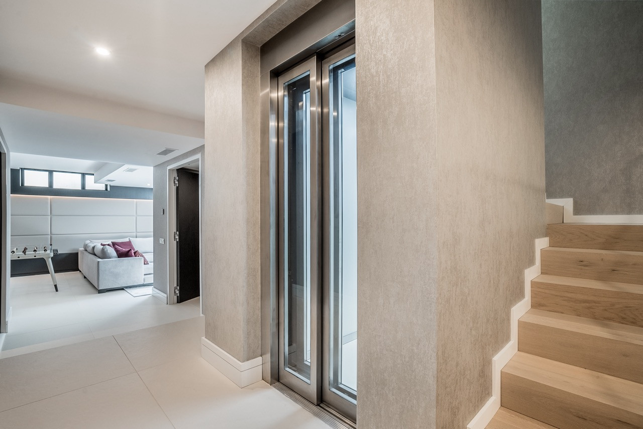 Masterpiece with Magical Sea Views in Marbella’s Prestigious Golden Mile · Photo 15