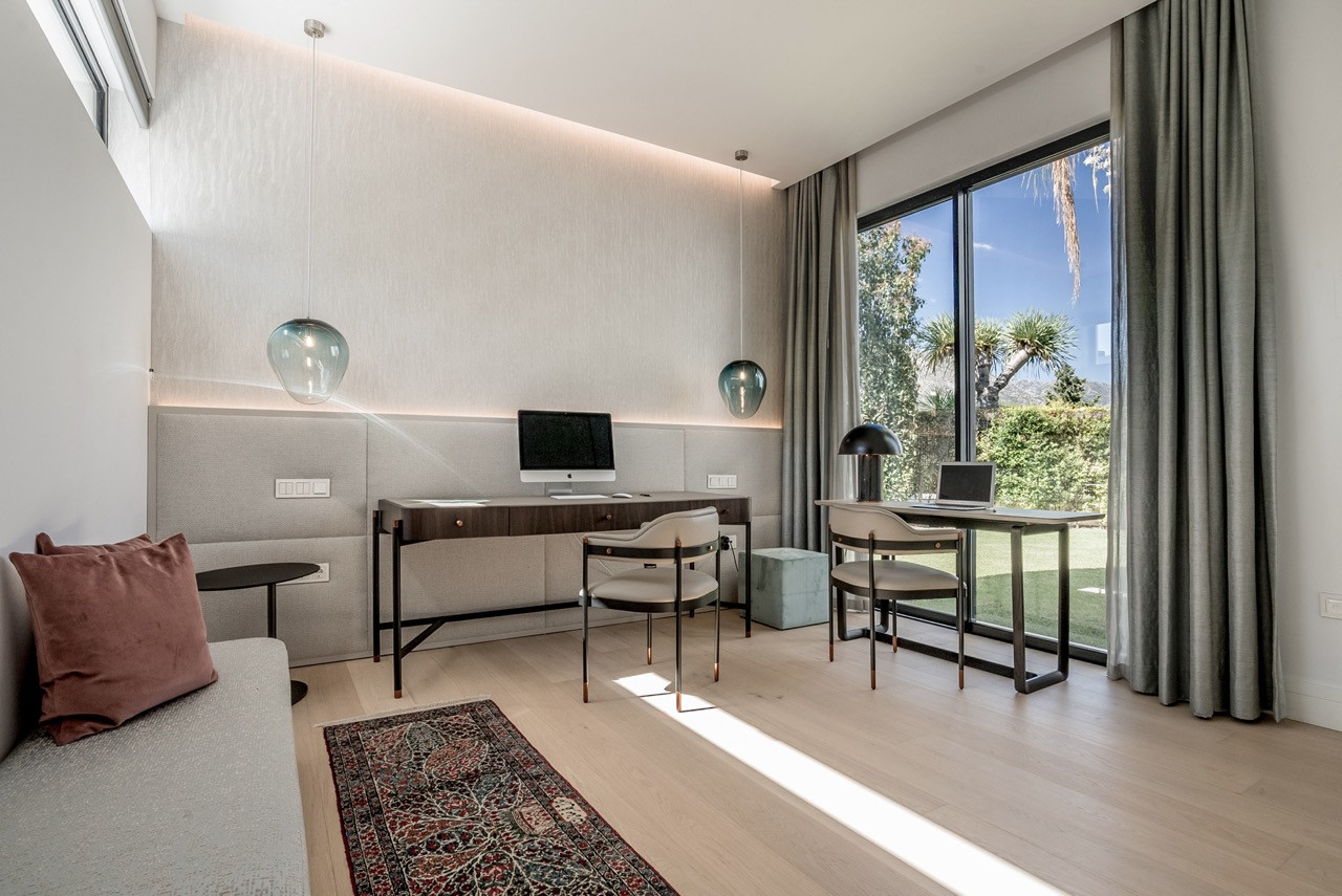 Masterpiece with Magical Sea Views in Marbella’s Prestigious Golden Mile · Photo 20