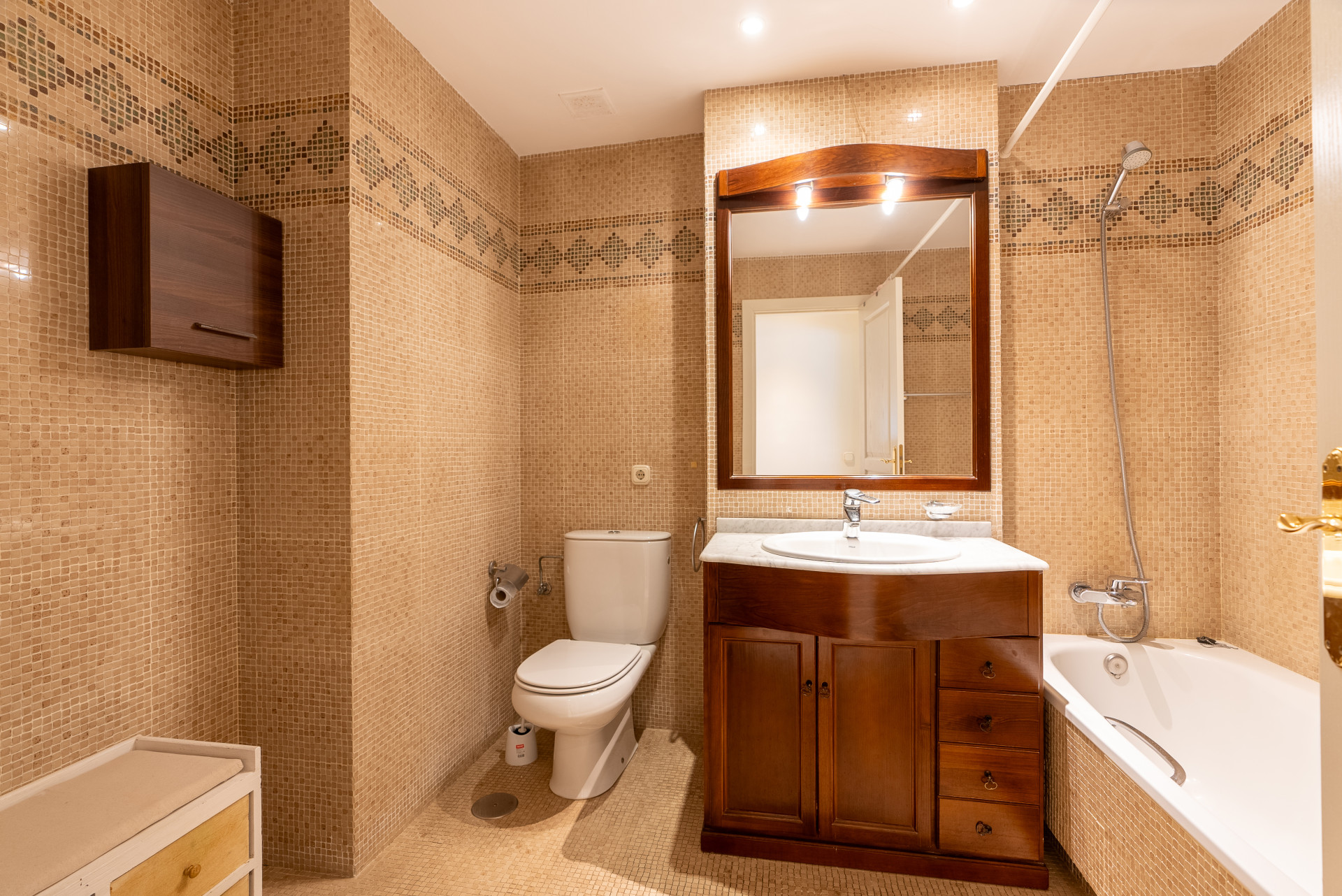Apartment with sea views on Avenida España, Estepona · Photo 22