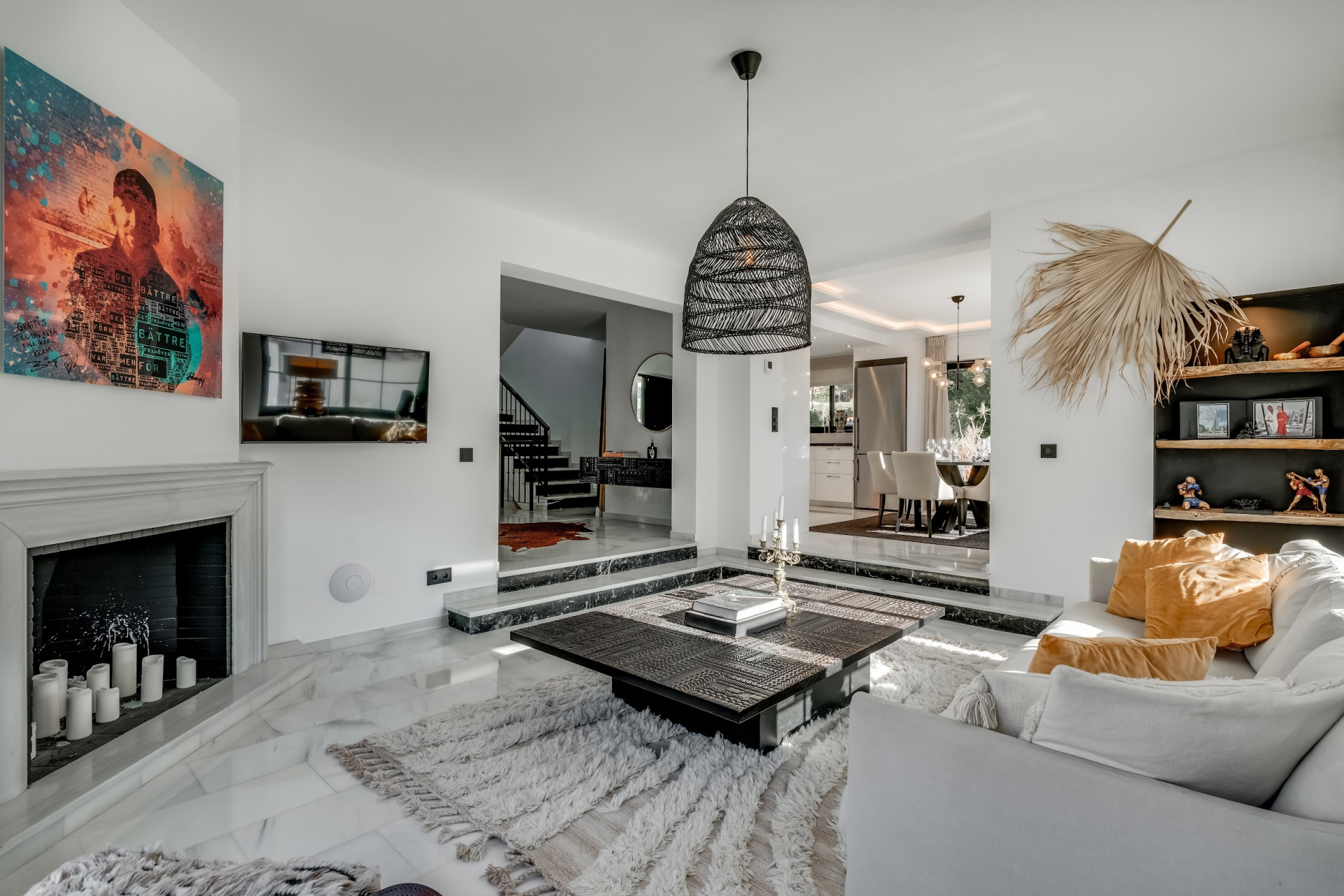 Luxury villa close to amenities · Photo 24