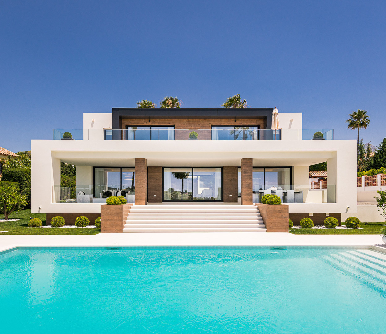 Exceptional villa front line to Los Naranjos Golf · Photo 20
