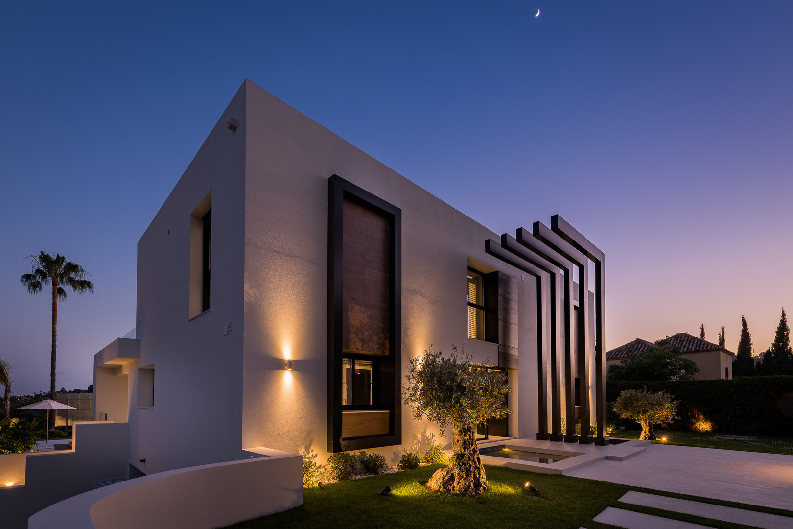Exceptional villa front line to Los Naranjos Golf · Photo 39