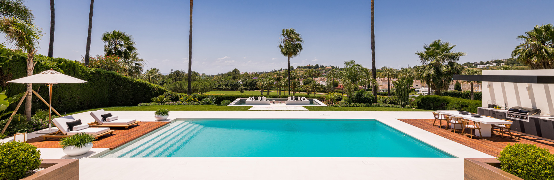 Exceptional villa front line to Los Naranjos Golf · Photo 51