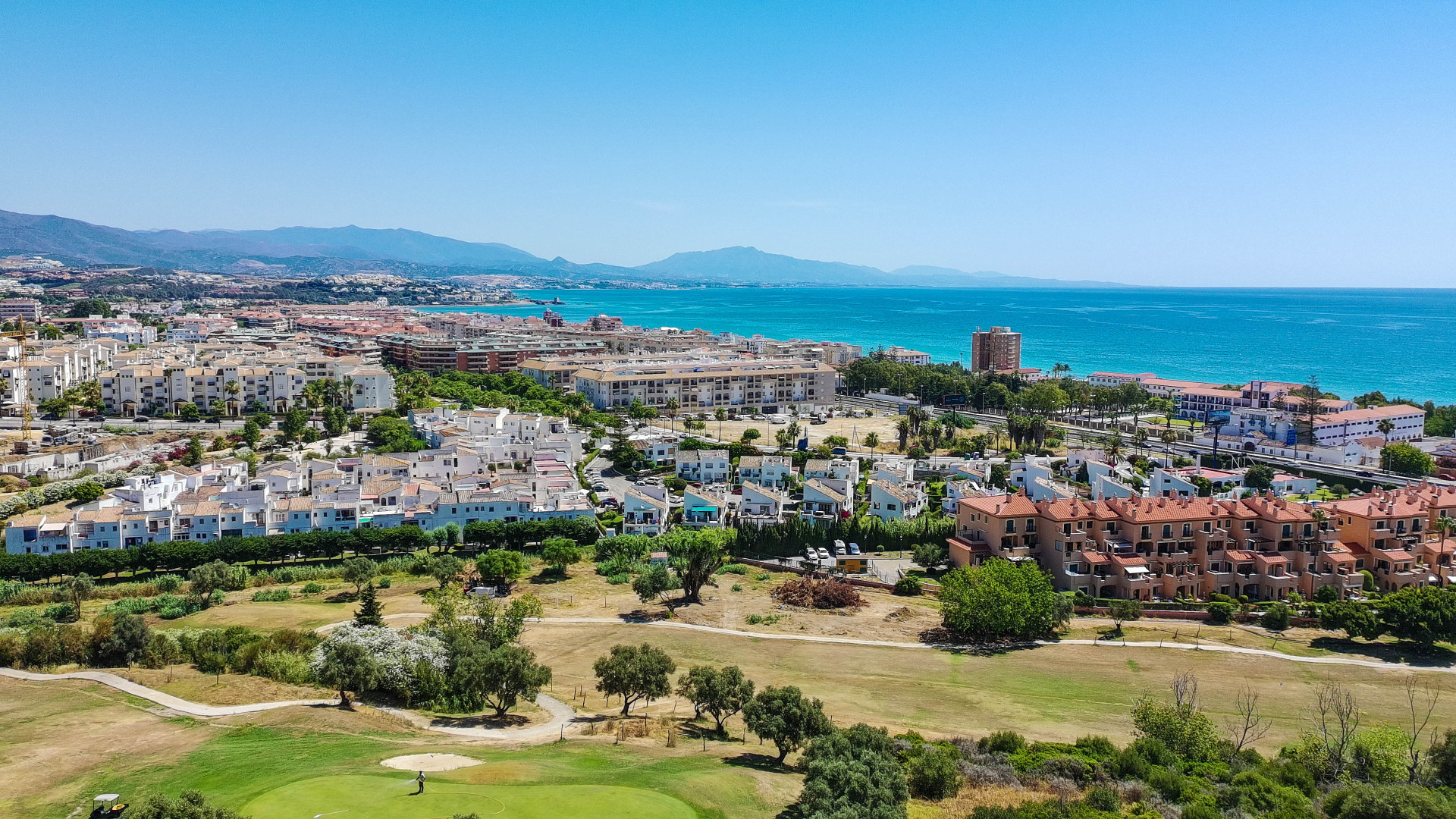 Townhouse with Breathtaking Panoramic Sea and Mountain Views in Las Brisas, La Duquesa · Photo 11