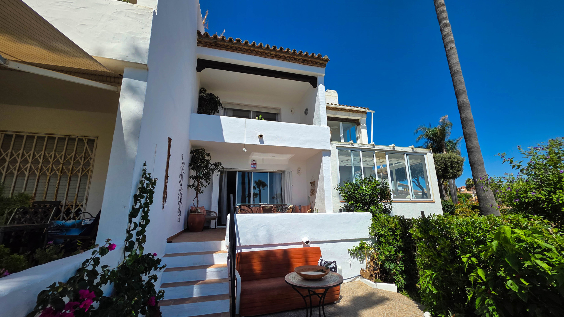 Townhouse with Breathtaking Panoramic Sea and Mountain Views in Las Brisas, La Duquesa · Photo 14