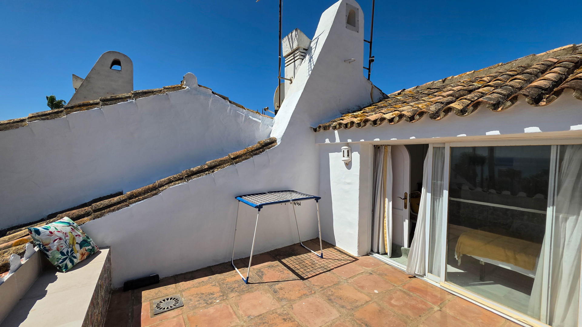 Townhouse with Breathtaking Panoramic Sea and Mountain Views in Las Brisas, La Duquesa · Photo 29