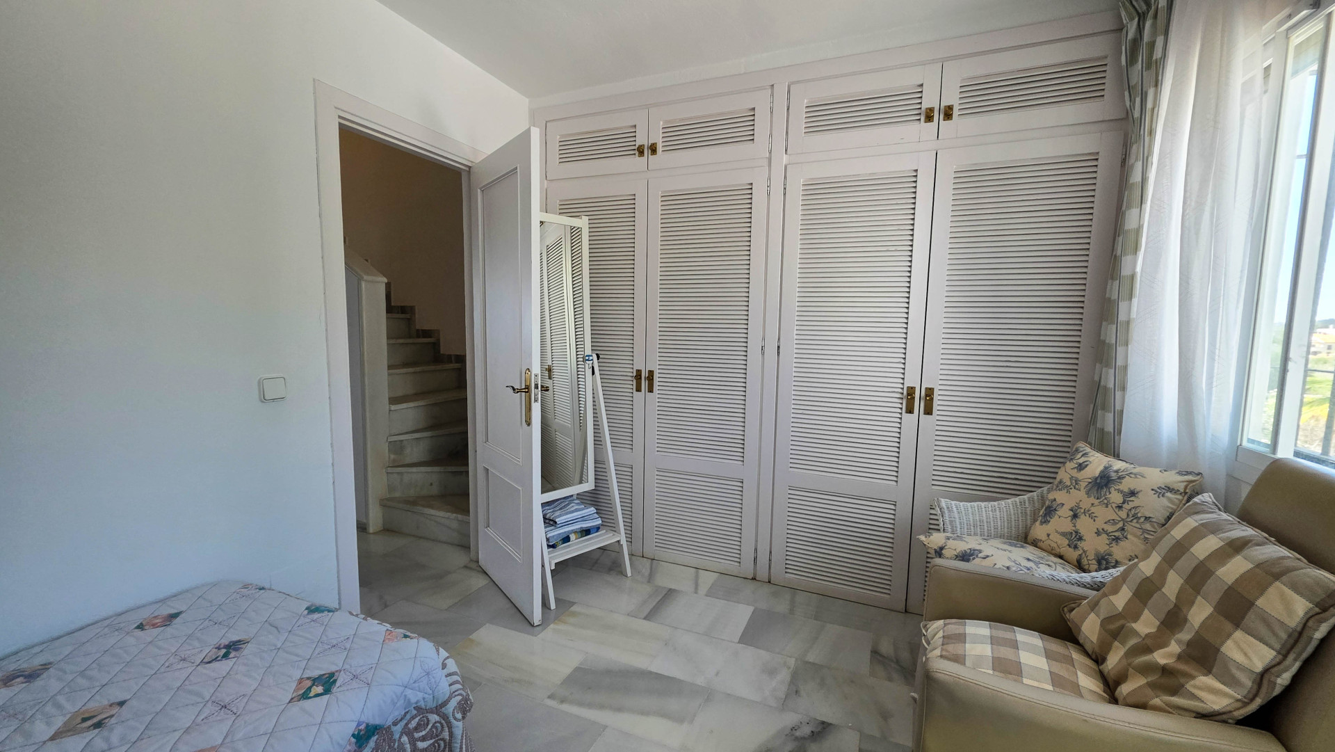 Townhouse with Breathtaking Panoramic Sea and Mountain Views in Las Brisas, La Duquesa · Photo 26