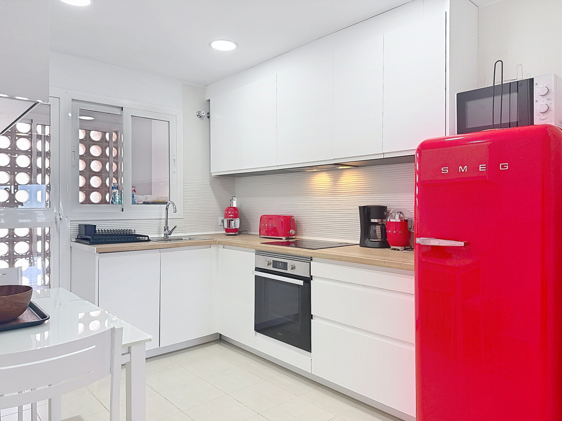 Bright Apartment with Terrace and Panoramic Sea Views · Photo 14