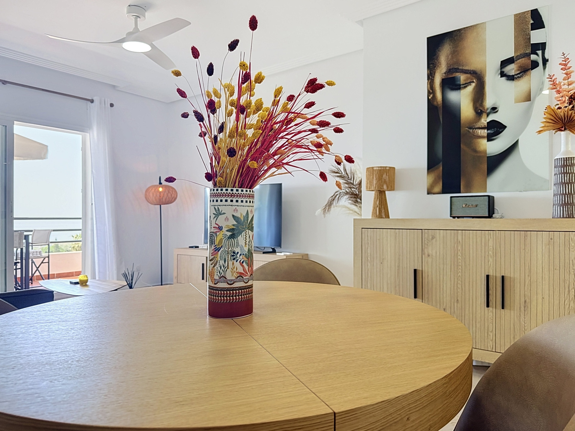 Bright Apartment with Terrace and Panoramic Sea Views · Photo 13