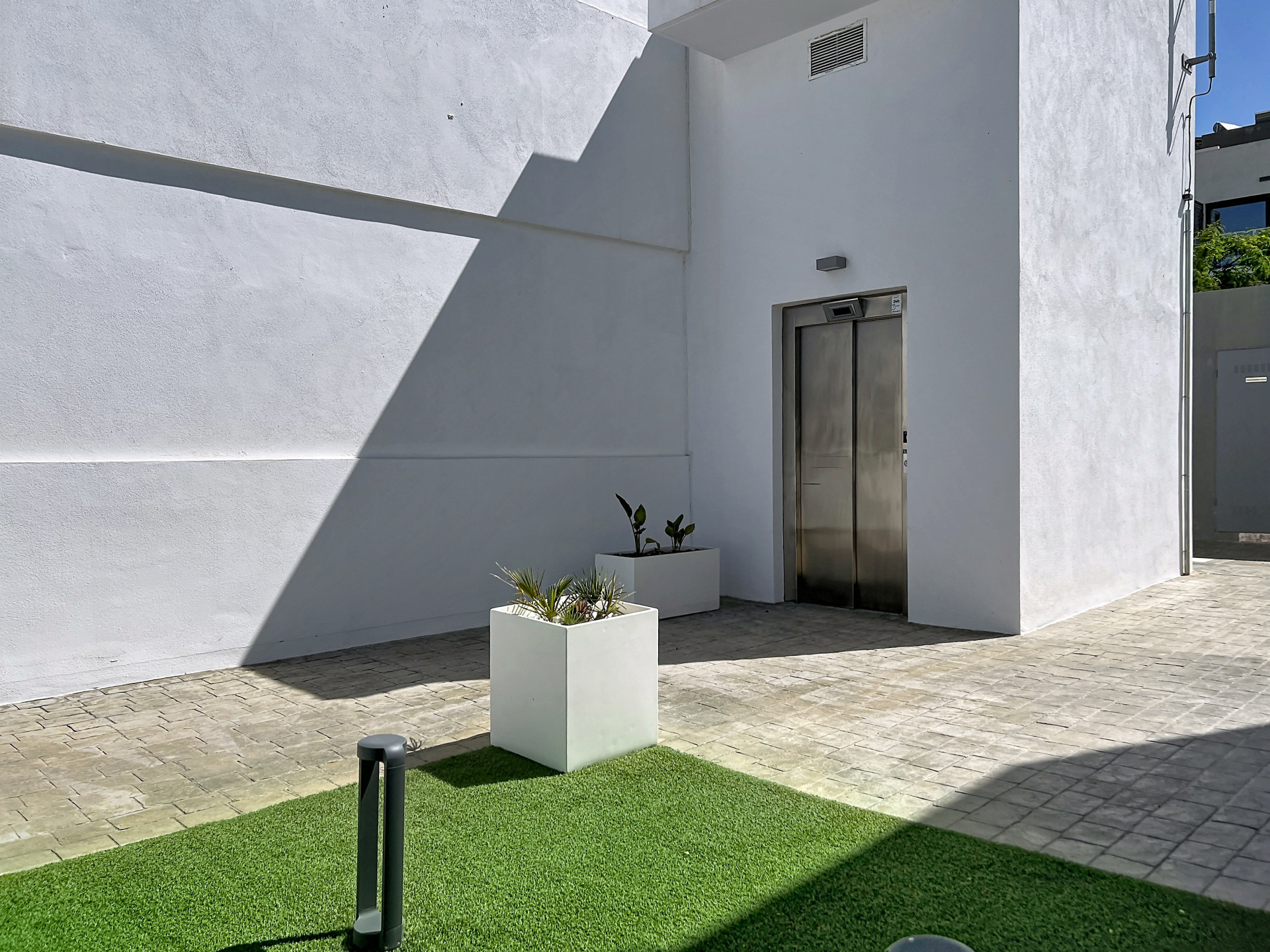 Exclusive Townhouse with Panoramic Sea, Gibraltar and Africa Views Near Sotogrande · Photo 21