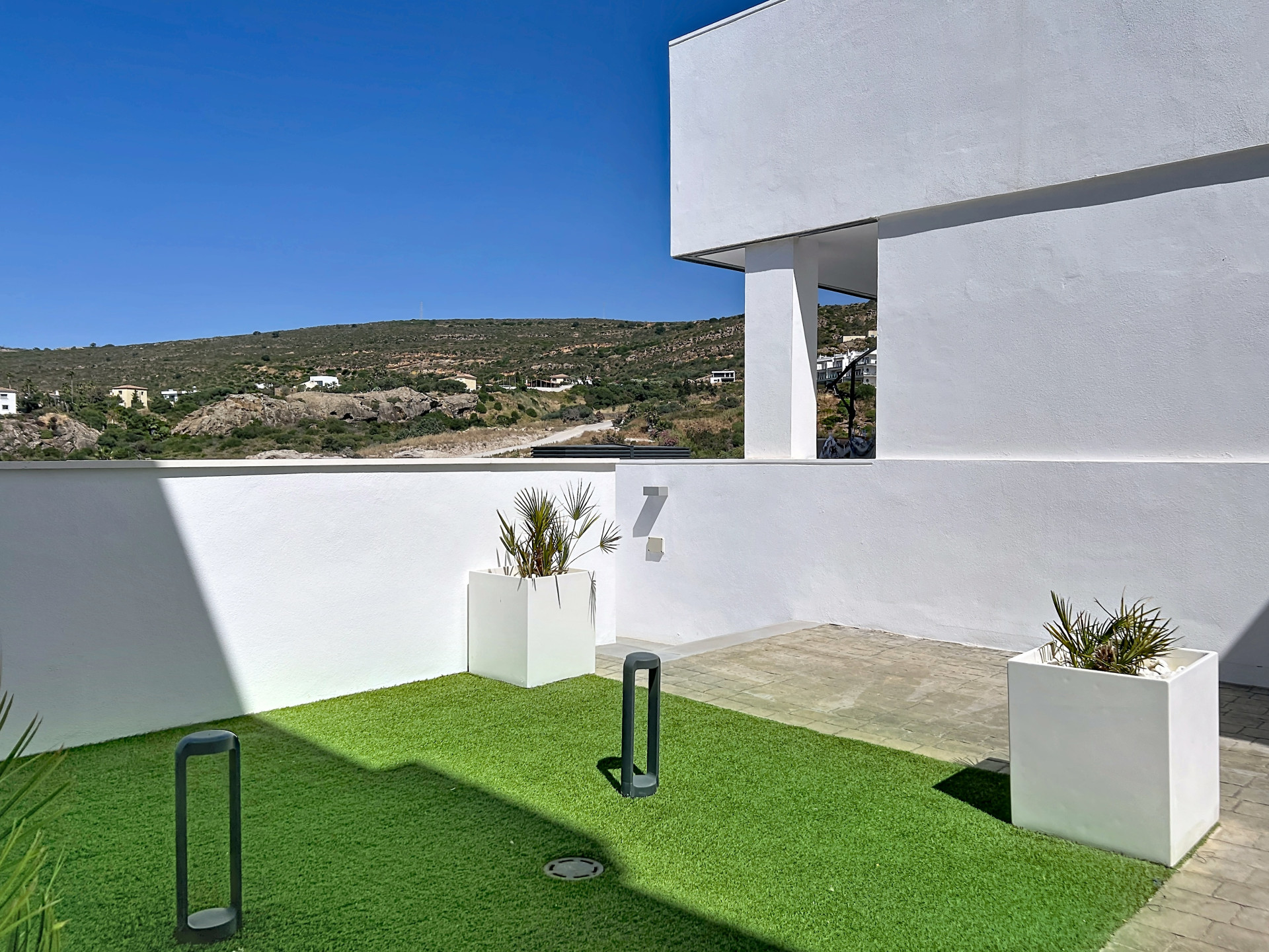 Exclusive Townhouse with Panoramic Sea, Gibraltar and Africa Views Near Sotogrande · Photo 20